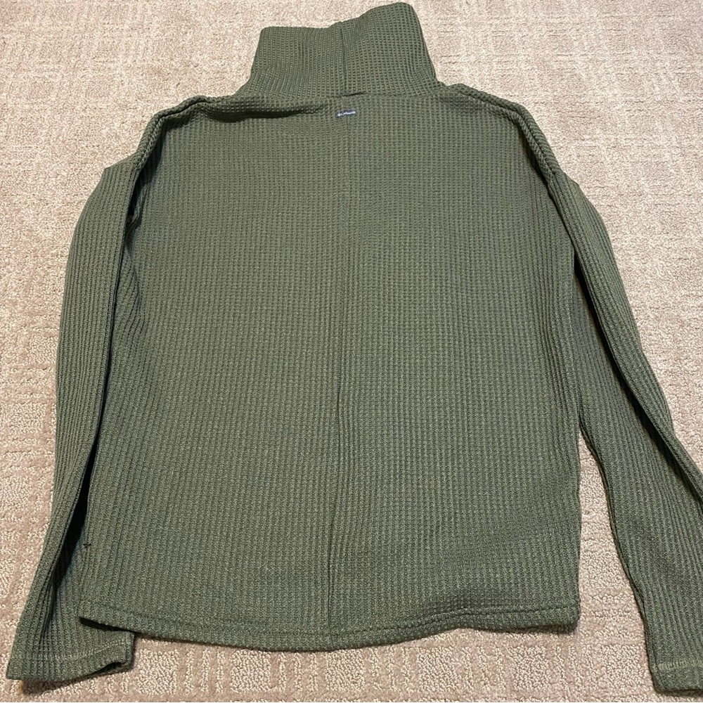 {Columbia} Holly Hideaway Waffle Cowl Neck Pullover | Olive Green ~ Size Medium - Picture 4 of 15
